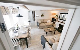 Padstow Escapes - Captains Cottage